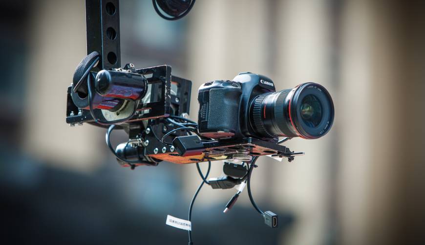 科技赋能生活：银海区产品视频拍摄开启智能新时代